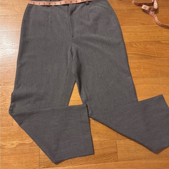 Outfit! (2) Banana Republic trousers + floral top - Picture 9 of 12